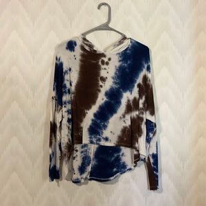 Women’s Hooded Shirt